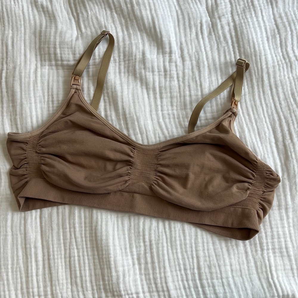 Skims nursing bra